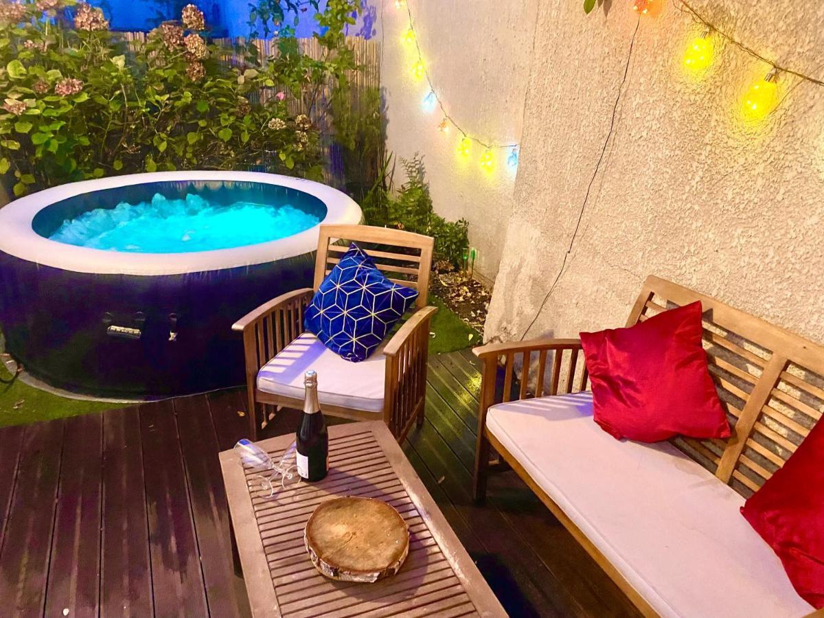 Magnifique Villa Avec Jacuzzi Au Pied Du Stade Saint-Denis  Kültér fotó