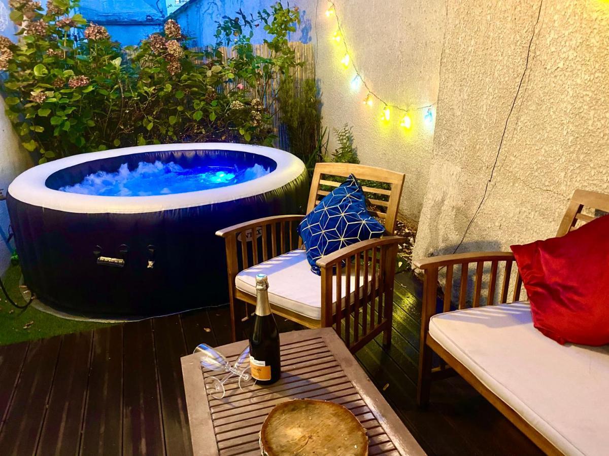 Magnifique Villa Avec Jacuzzi Au Pied Du Stade Saint-Denis  Kültér fotó